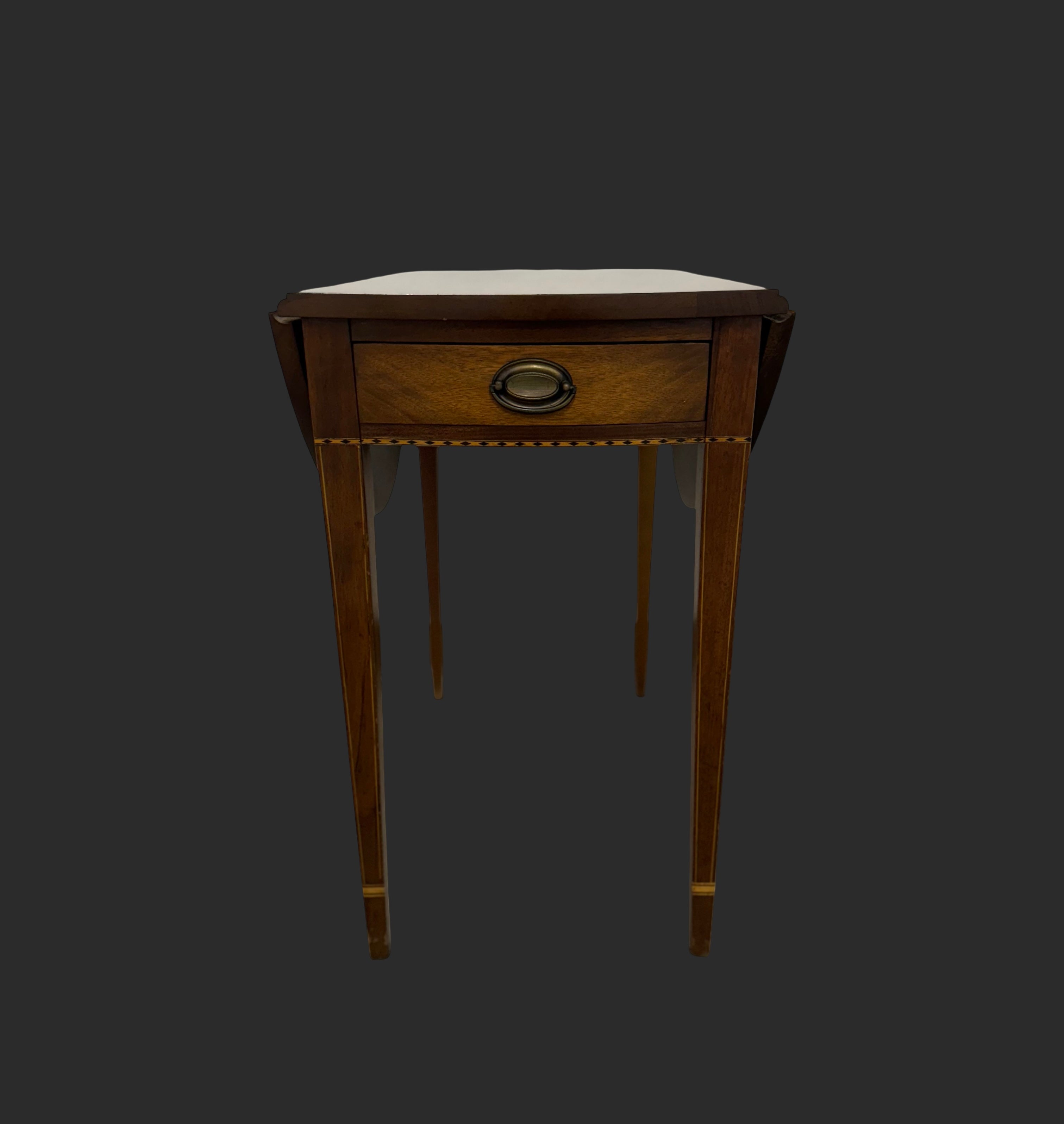 Drop Leaf Table With Inlay Details