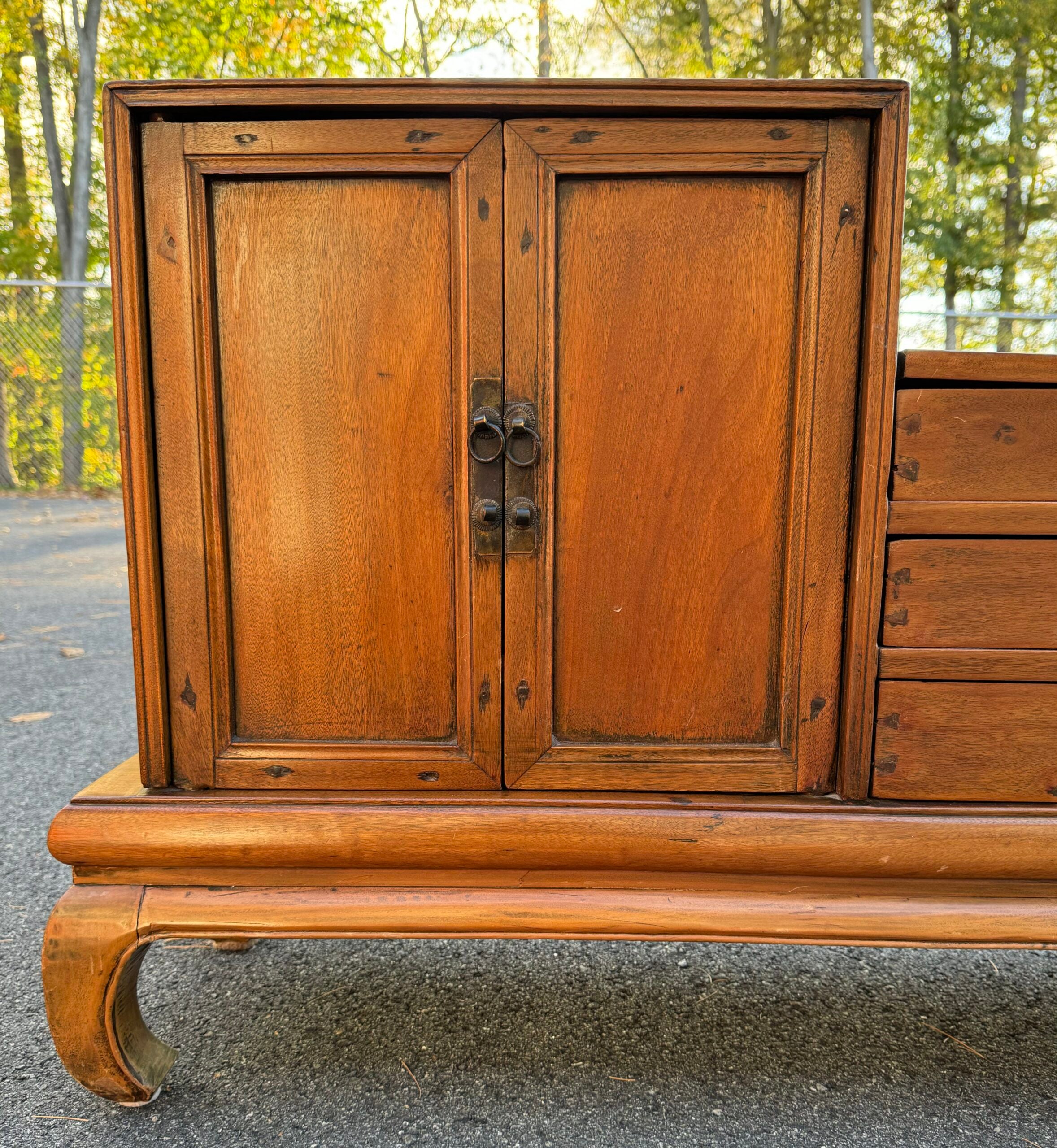 Antique Chinese Chest image 3