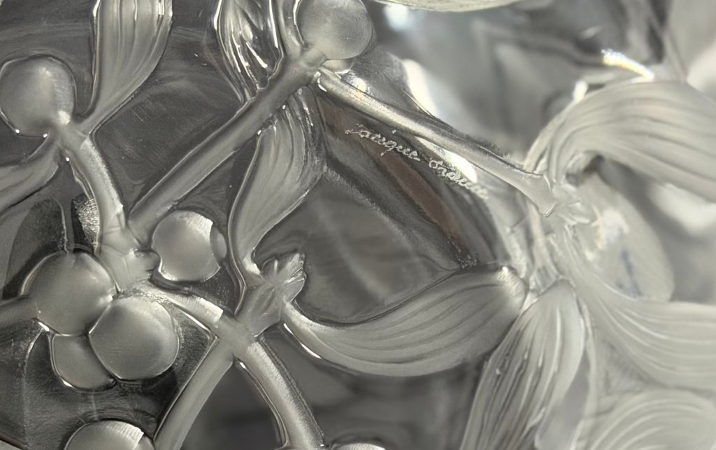 Lalique France Crystal Saint Sylvestre Plate Featuring A Frosted Mistletoe Design