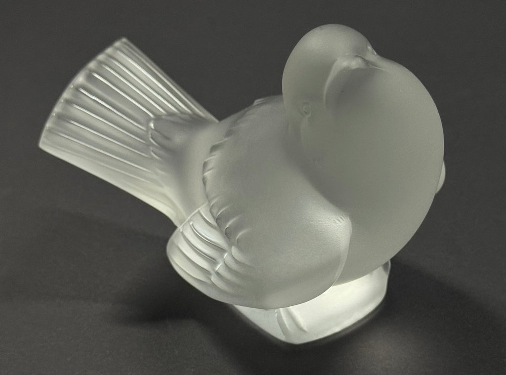 Vintage Lalique France Frosted Sparrow Bird Figurine image 1