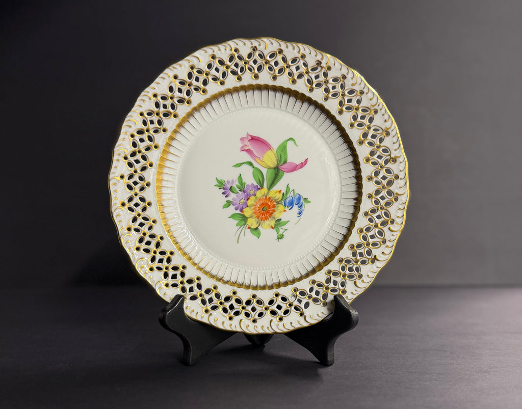 Herend Hungary Porcelain Floral Bouquet Wall Decoration Plate