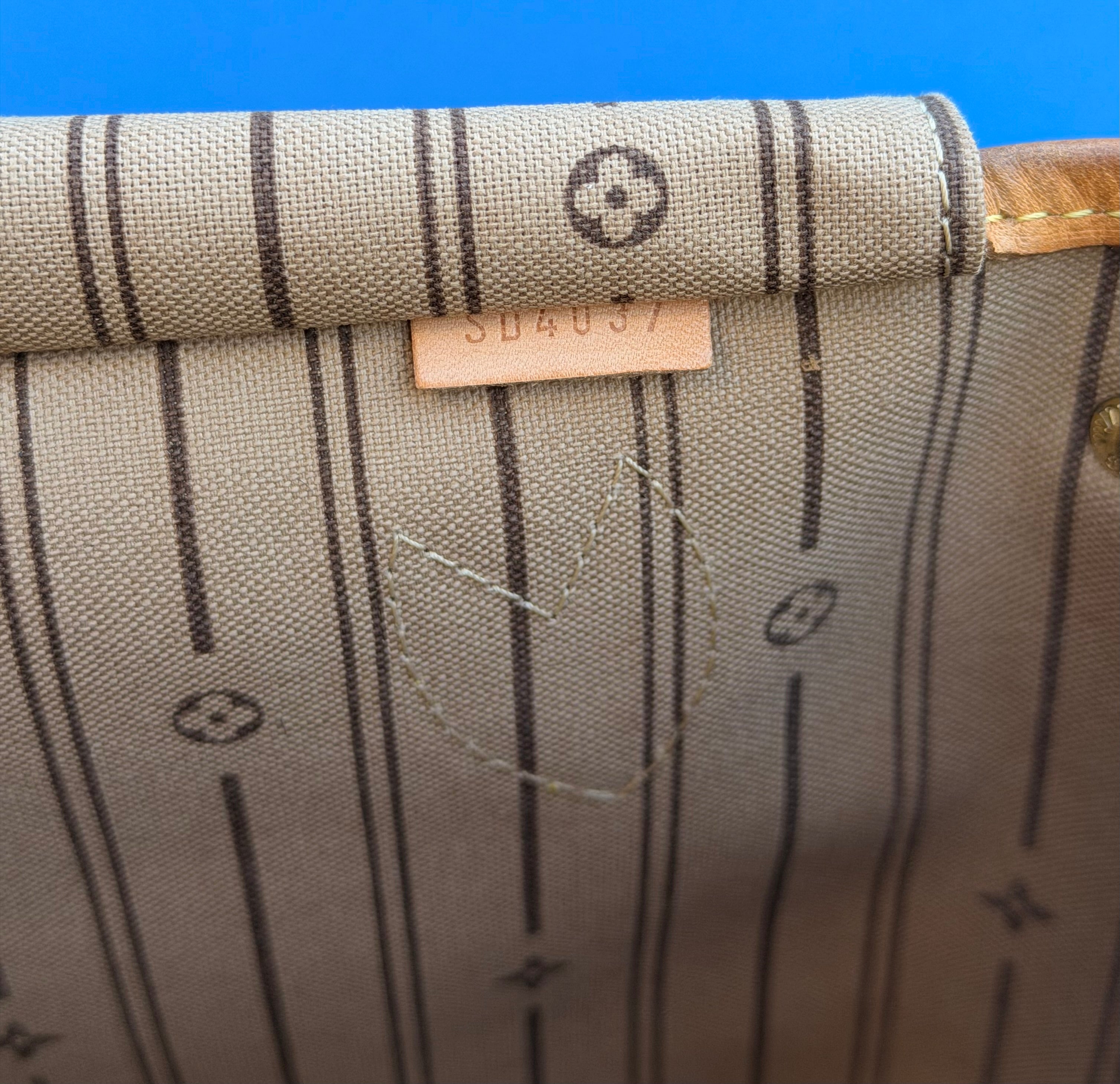 Louis Vuitton Neverfull PM In Monogram Canvas