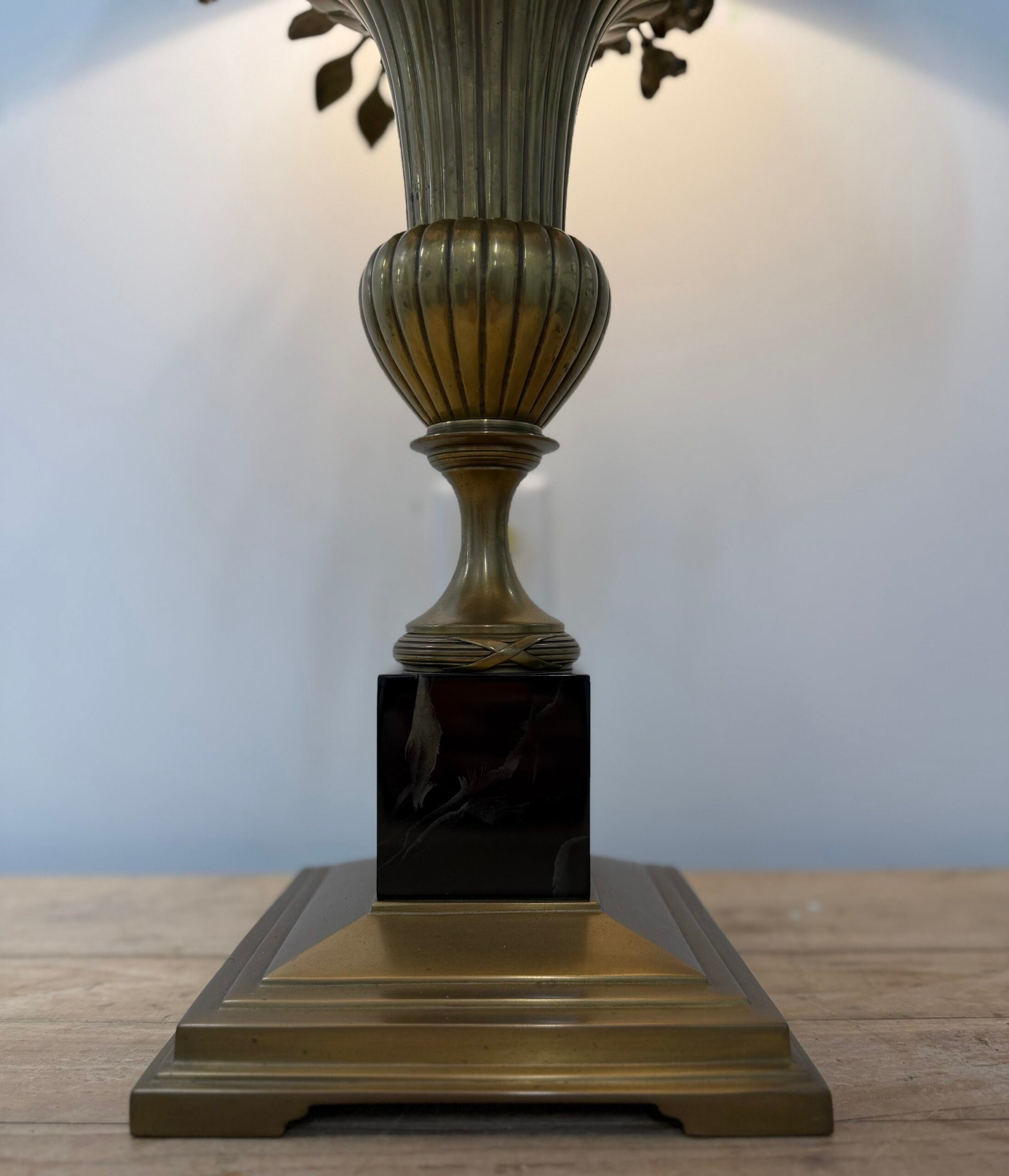 Fredrick Cooper/Wildwood SolidBrass &amp; Marble Classic RoseBouquet Lamp image 2