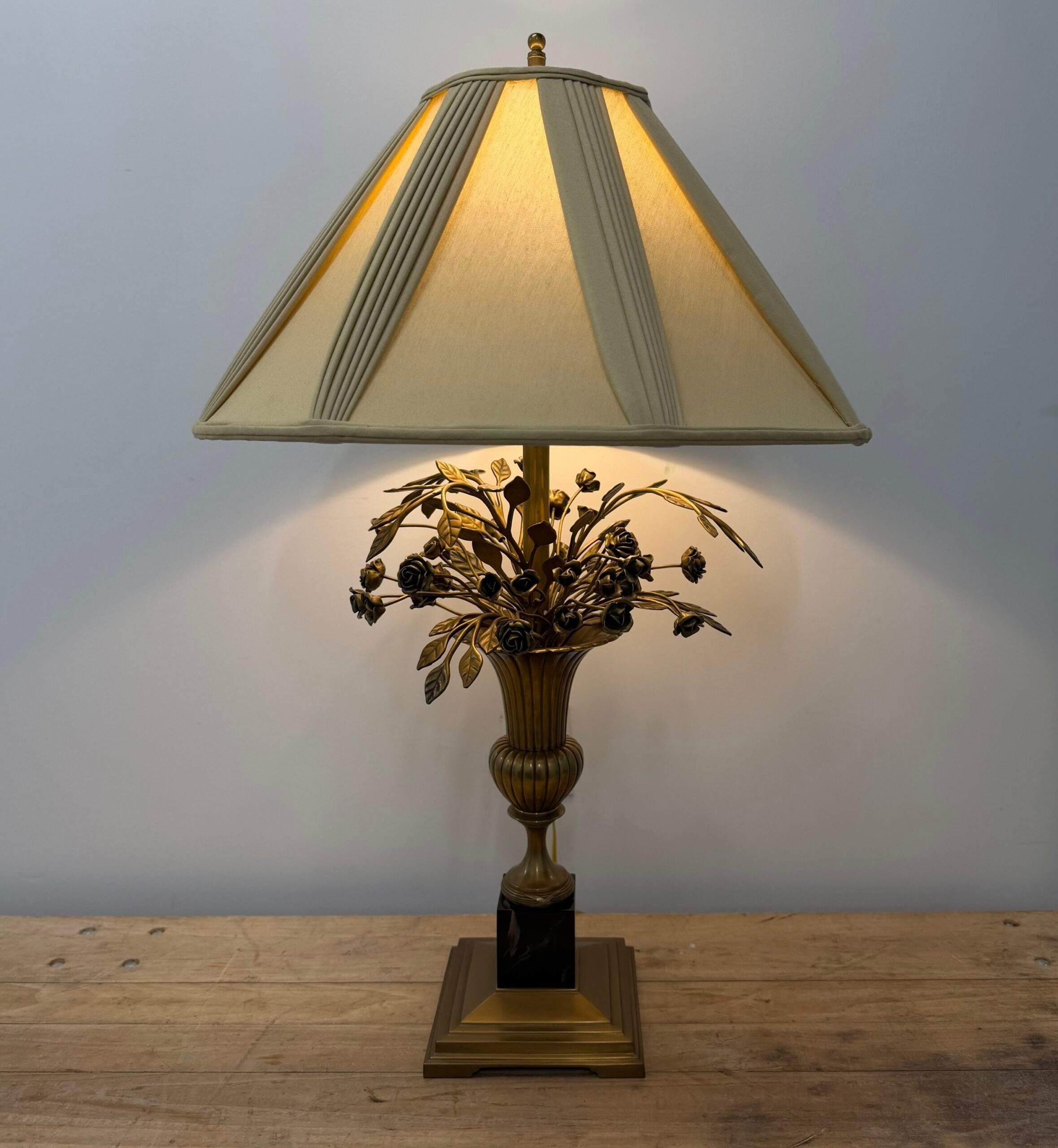 Fredrick Cooper/Wildwood SolidBrass &amp; Marble Classic RoseBouquet Lamp image 0